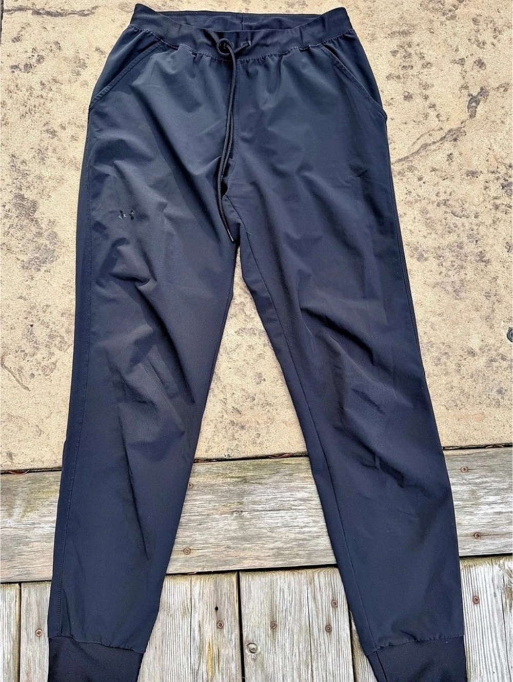 Under Armour Jogger Pants Black Size Medium